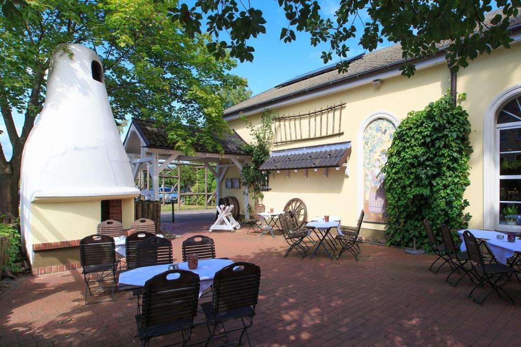 Landhotel Classic Ораниенбург Экстерьер фото